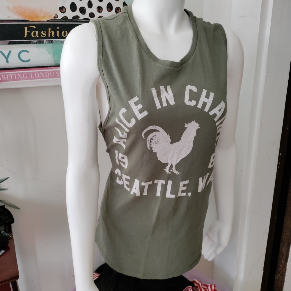 Women's Alice in Chains Top size large